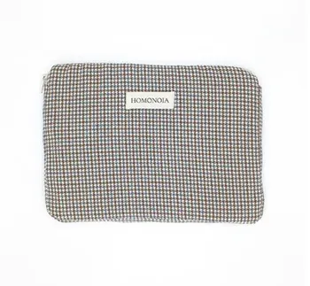 Housse de tablette upcyclée pied de poule artisanale made in France