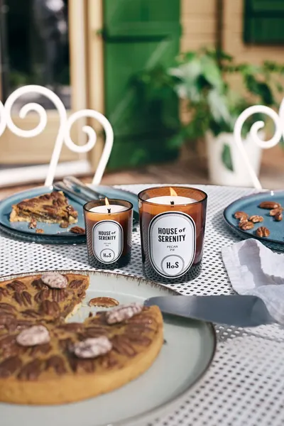 Bougie parfumée à la noisette, à la vanille et au musc 180 g Pecan Pie