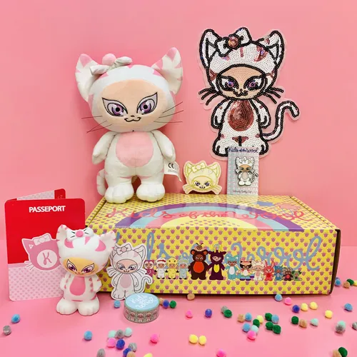 Kit de loisir créatif fille contenant des goodies "Cathy Cat"