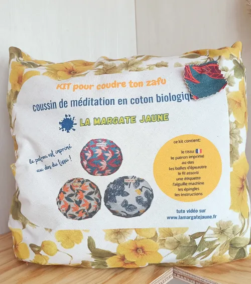 Le kit pour coudre son zafu - coussin de méditation - paon