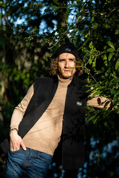 Gilet homme sans manches 100% en laine des Pyrénées - couleur noir